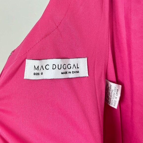 MAC DUGGAL Beaded Floral Detail Side Slit Gown in Candy Pink Size US 0 - Picture 5 of 9